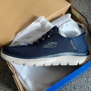 Skechers Slip In’s new in box